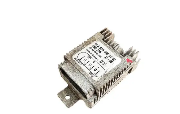 Mercedes-Benz A W168 Coolant fan relay A0255453232