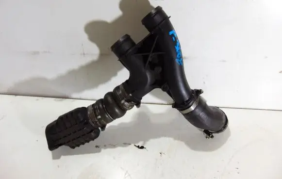 Peugeot 3008 I Intercooler hose/pipe