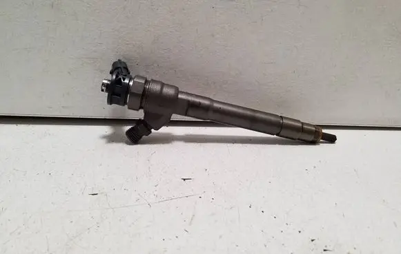 Mercedes-Benz Vito Viano W447 Fuel injector HMLGT1205R 0445110546