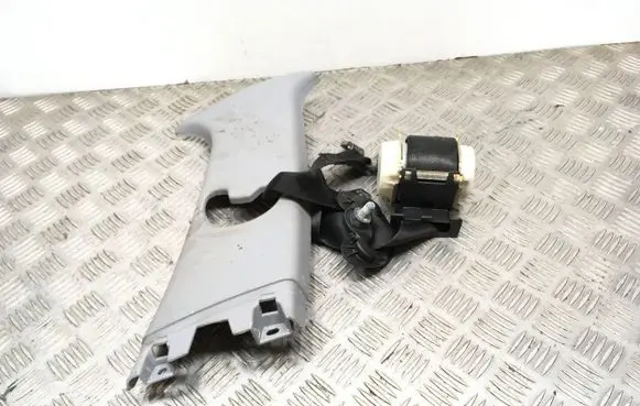 BMW 1 E81 E87 Front seatbelt S27069956 33048192 514370024404