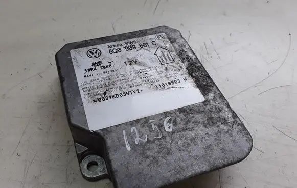 Skoda Fabia Mk1 (6Y) Airbag control unit/module 6Q0909601C