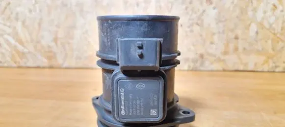 Renault Megane III Mass air flow meter 8200299956