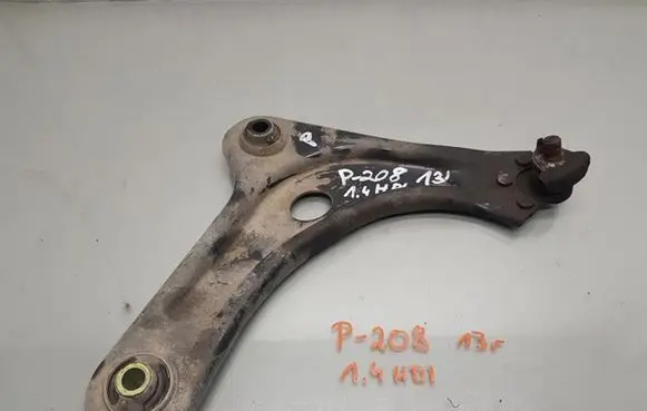 Peugeot 208 Front control arm