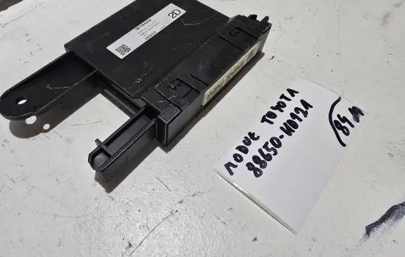 Toyota Yaris Cross Climate control unit 88650K0121 MB2775008031