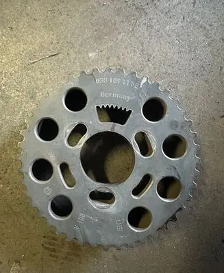Volkswagen PASSAT B6 Camshaft pulley/ VANOS 038109111E