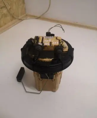 Peugeot 207 Fuel level sensor 9680962380 00084