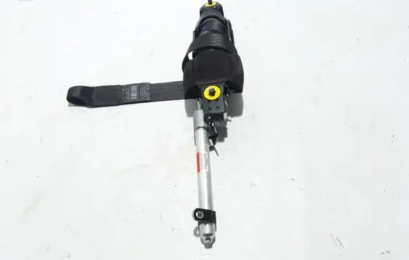 Volvo C30 Front seatbelt 31267314