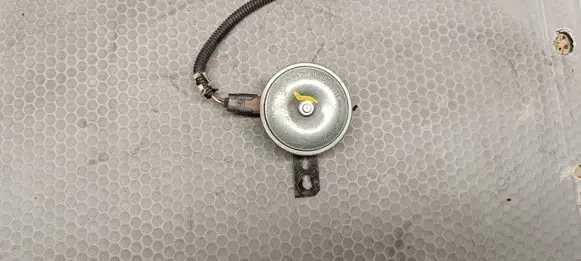 Dacia Sandero II Horn signal E9001163