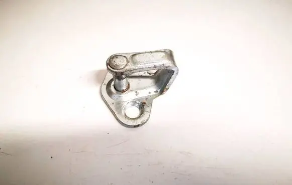 Opel Insignia A Front door lock loop/hook striker 