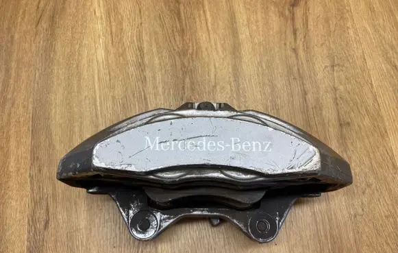 Mercedes-Benz S W222 Front brake caliper 17D082141 20B40106004A