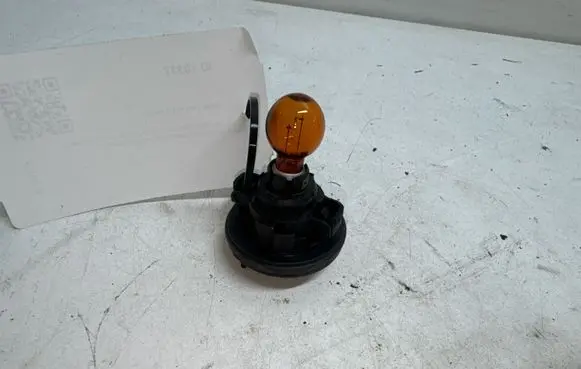 BMW 4 F32 F33 Front indicator light 1300610092