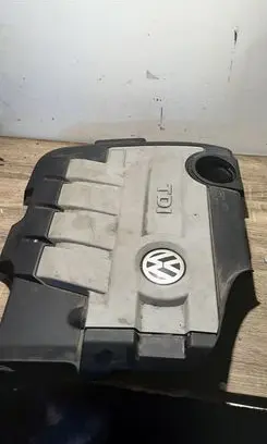 Volkswagen Golf V Engine cover (trim)