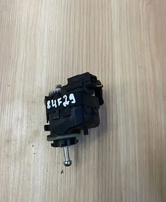 Opel Vivaro Headlight level adjustment motor 260562319R