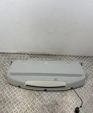 Parcel shelf