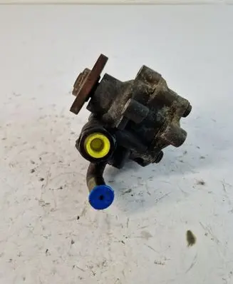 Volkswagen Touareg I Power steering pump