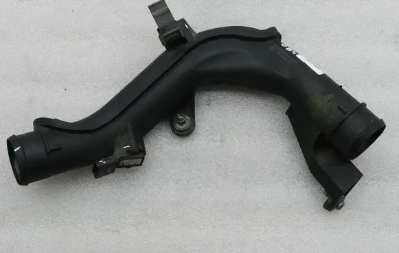 Volkswagen Golf VI Intercooler hose/pipe 5N0145770A 5N0145770