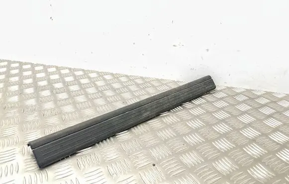 Mercedes-Benz C W204 Front sill trim cover A2046860036
