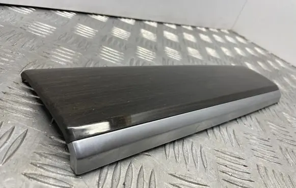 BMW 7 F01 F02 F03 F04 Dashboard glove box trim 9192351