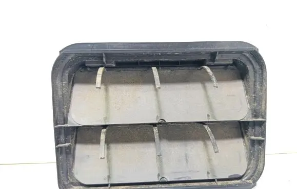 Citroen C4 Cactus Quarter panel pressure vent 9675506980