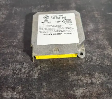Volkswagen Golf IV Airbag control unit/module 1J0909609 42980311 5WK42800