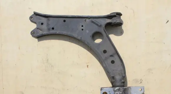 Volkswagen Golf VI Front lower control arm/wishbone 1K0407189E 1k0407189