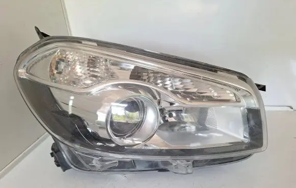Nissan Qashqai Headlight/headlamp 26010BR62A 1EL01033526