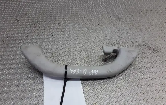 Volkswagen PASSAT B5.5 Rear interior roof grab handle 3B0857608
