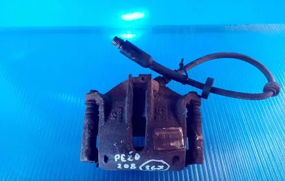 Peugeot 208 Front brake caliper