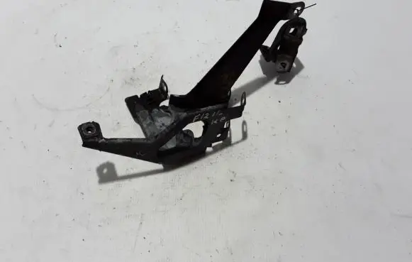 BMW 6 F12 F13 Fender mounting bracket 7230584