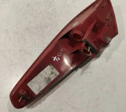 Peugeot 607 Rear/tail lights