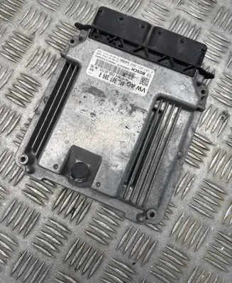 Volkswagen PASSAT B8 Engine control unit/module 04L907309R 1039S84578 039584578