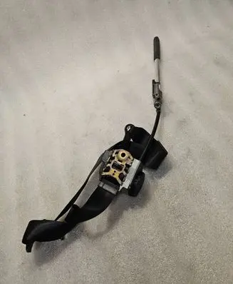 Audi A8 S8 D2 4D Front seatbelt 4d0857705m