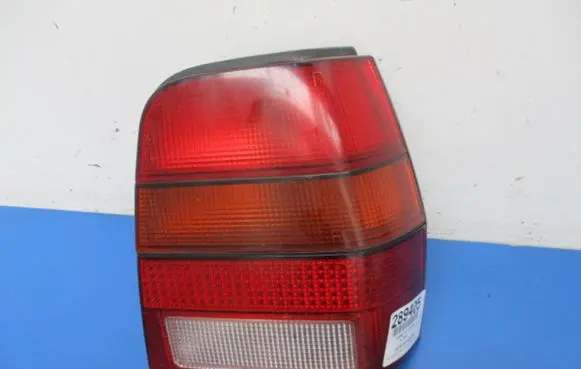Volkswagen Polo II 86C 2F Rear/tail lights