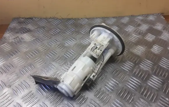 Toyota Corolla Verso AR10 In-tank fuel pump 23210B1010 1019619421