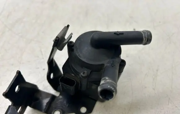 Peugeot 308 Electric auxiliary coolant/water pump 9806790980