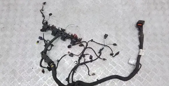 Volkswagen Golf VIII Engine installation wiring loom