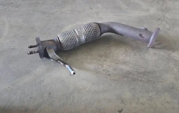 Hyundai i20 (BC3 BI3) Muffler pipe connector clamp 