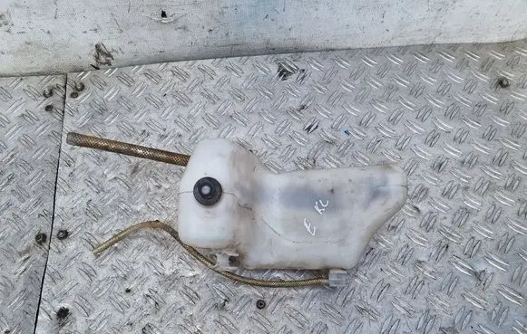 Mercedes-Benz E W211 Windshield washer fluid reservoir/tank 2118602260