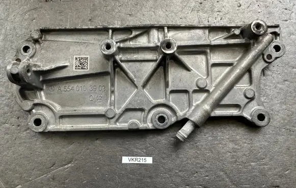 Mercedes-Benz C W205 Timing chain cover A6540103903