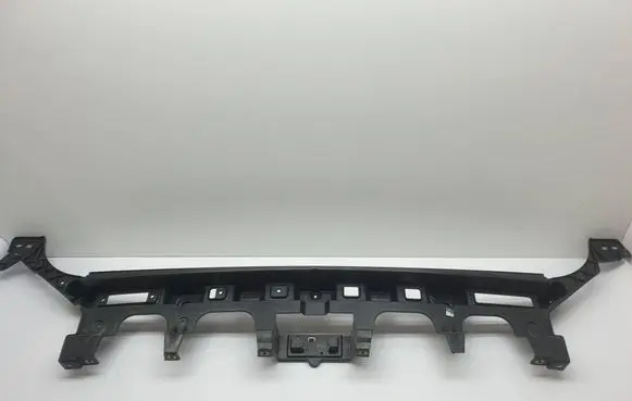 Rear bumper mounting bracket