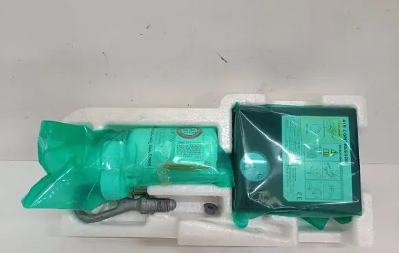 Peugeot iOn Spare wheel mounting bracket 