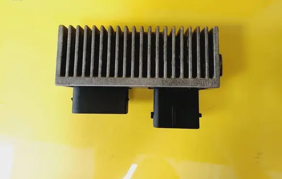 Renault Trafic II (X83) Glow plug pre-heat relay 8200558438A