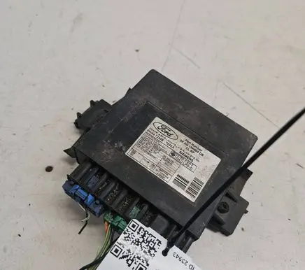 Ford Focus Comfort/convenience module 5WK47230BT83SA