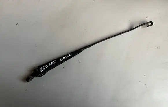 Ford Escort Front wiper blade arm 86AG17526A2A