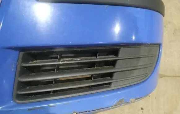Front bumper lower grill