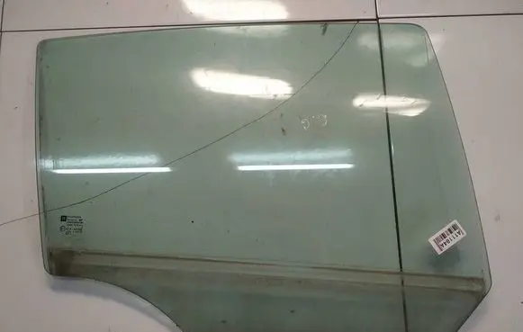 Opel Astra H Rear door window glass as2