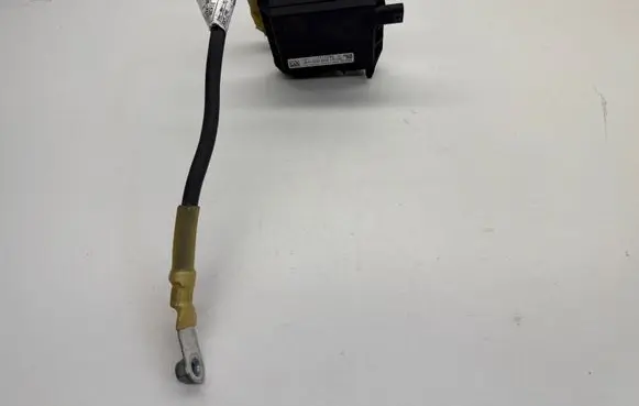 Mercedes-Benz E W213 Battery relay fuse A0009061505