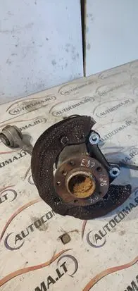 BMW 1 E81 E87 Front wheel hub