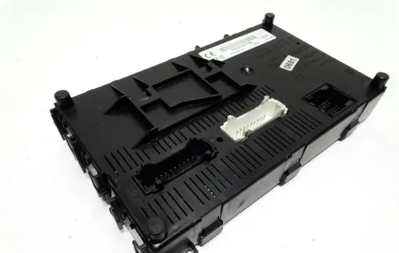 Renault Clio II BSM Control unit P8200621762 12169598 281180842A