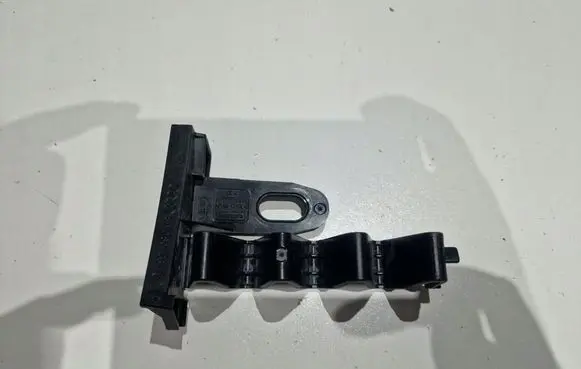 Audi A4 S4 B9 Front bumper mounting bracket 8W0807334A